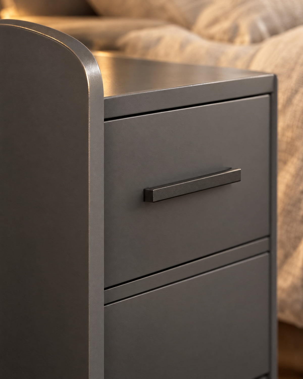 Slim bar handles in matching grey